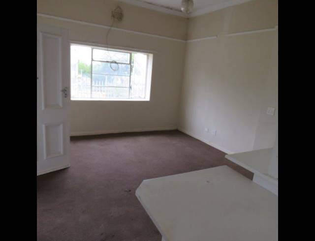 1 BEDROOM APARTMENT RENTED IN SOMERSET WEST CENTRAL